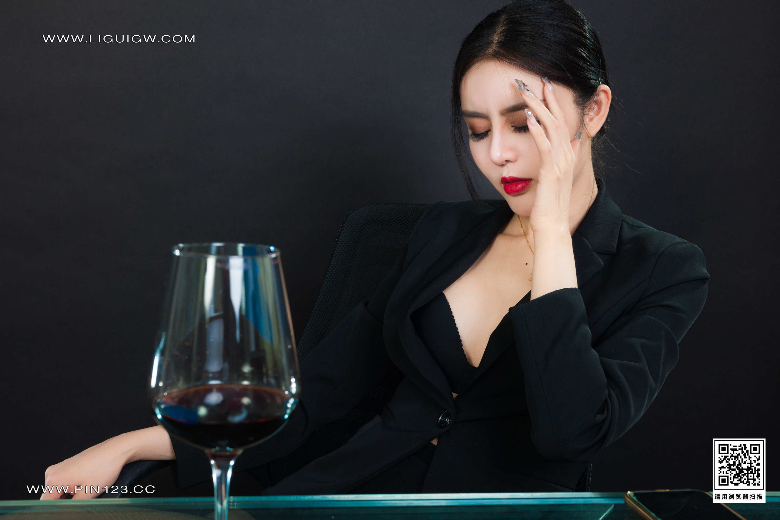 Ligui丽柜  2023-10-02 合同陷阱 上 凉儿